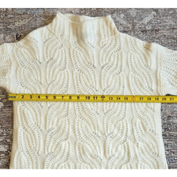 J. Crew Pointelle Cable Knit Mockneck Sweater Women’s Small White Alpaca Blend - Picture 5 of 8